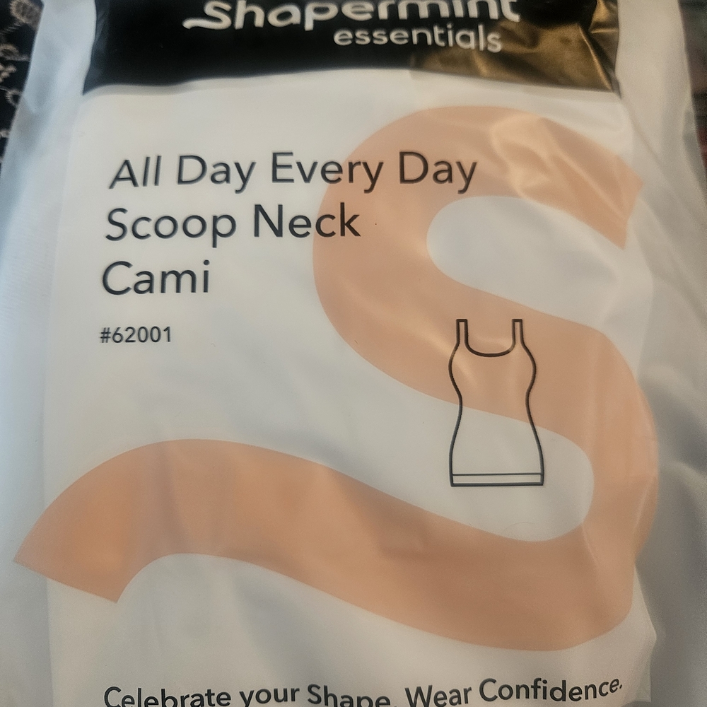 Seamless White Women’s Cami Tank Top - Picture 3 of 3